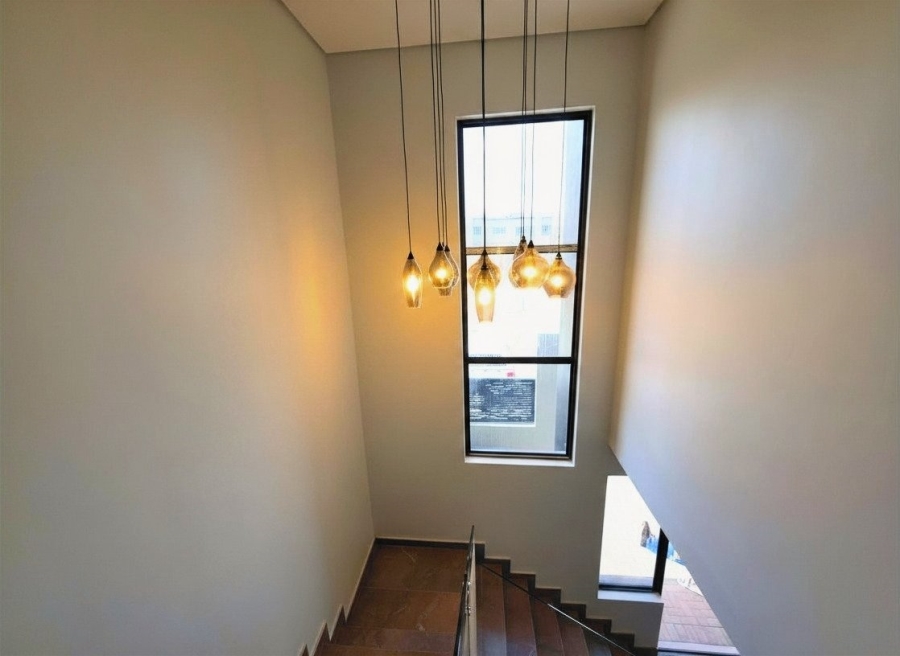 4 Bedroom Property for Sale in Sandown Western Cape